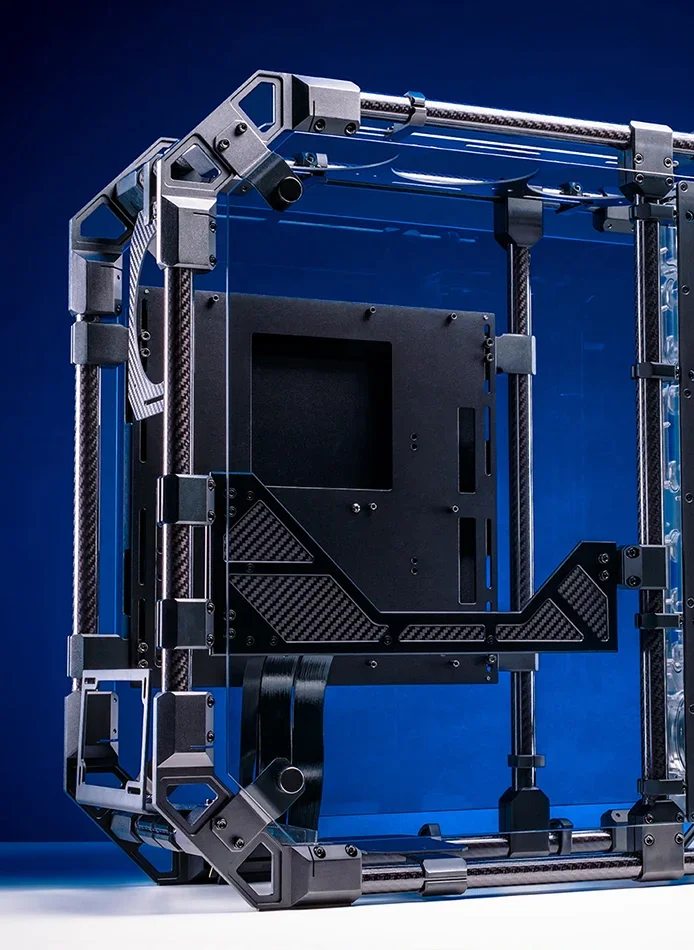 Apex Skeleton Pro Vertical GPU Mount